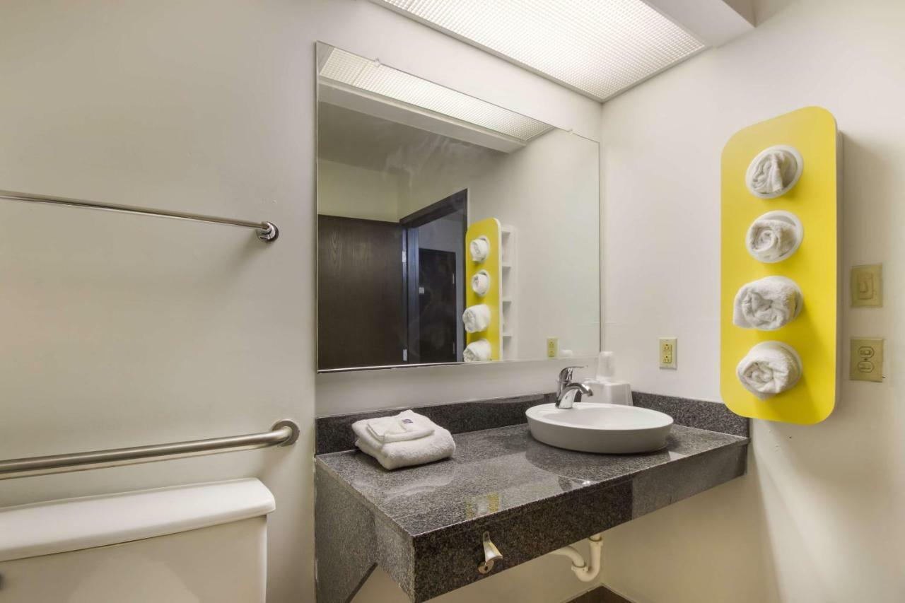6-rothschild, Wi Hotel 2*