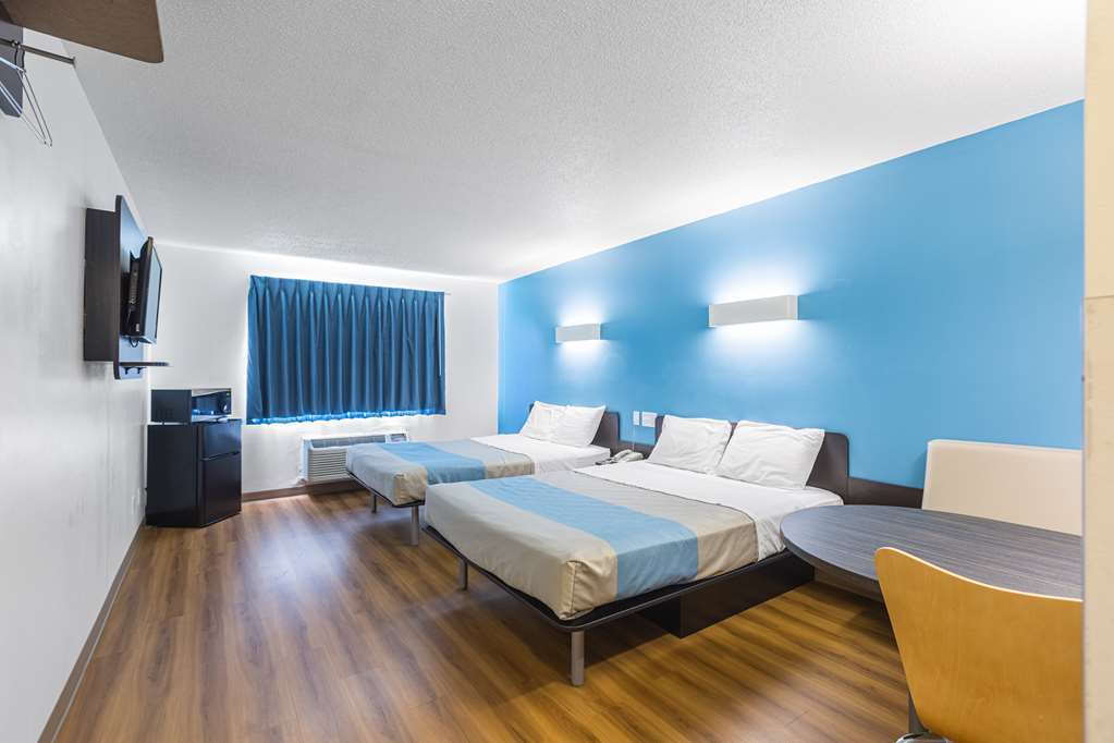 6-rothschild, Wi Hotel
